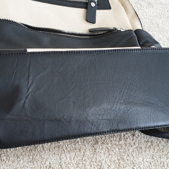 Backpack - Picture 14 of 17